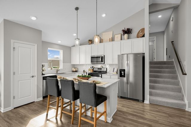 1515 Raymond Drive, Waconia, MN 55387