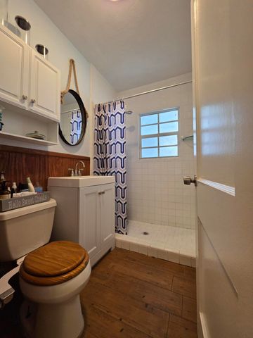 819 Valley Forge Road, West Palm Beach, FL 33405