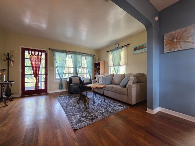819 Valley Forge Road, West Palm Beach, FL 33405