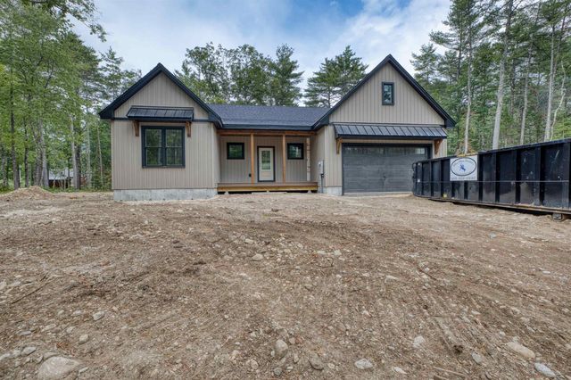 10 Winchester Lane, Tuftonboro, NH 03850