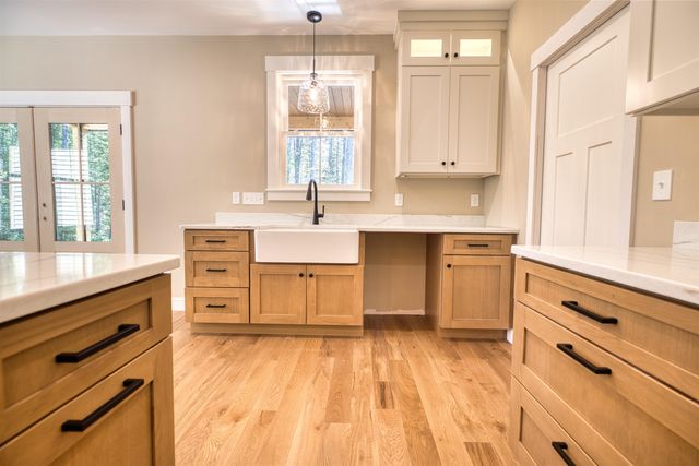 10 Winchester Lane, Tuftonboro, NH 03850