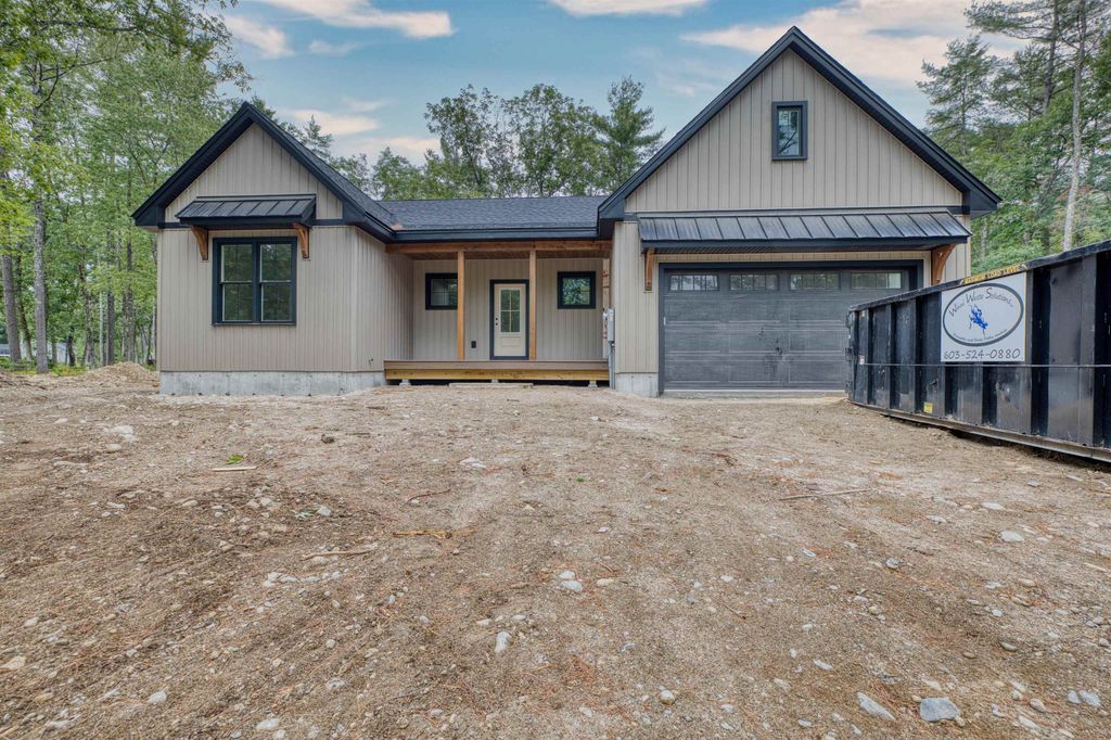 10 Winchester Lane, Tuftonboro, NH 03850