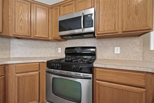 38015 W Sulphur Creek Drive, Magnolia, TX 77355