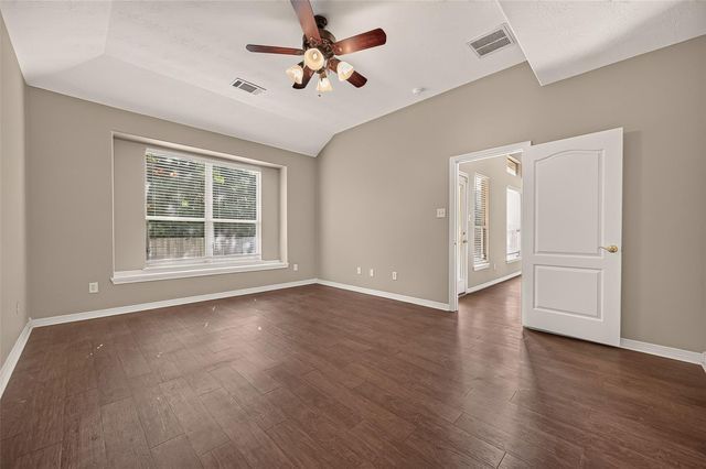 38015 W Sulphur Creek Drive, Magnolia, TX 77355