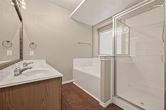 38015 W Sulphur Creek Drive, Magnolia, TX 77355