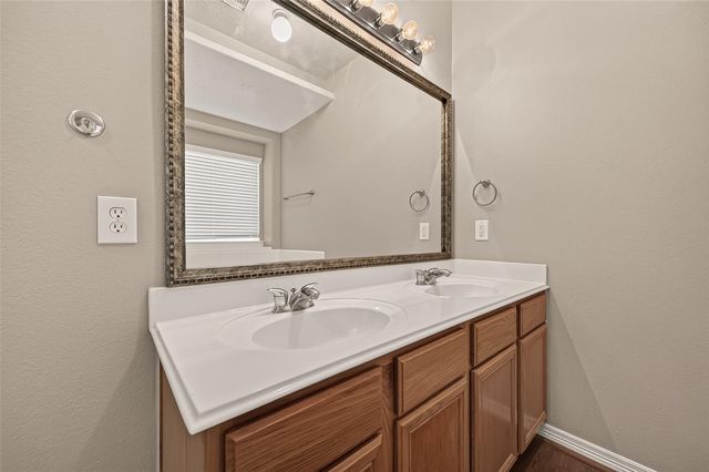 38015 W Sulphur Creek Drive, Magnolia, TX 77355