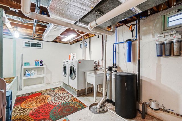 6620 Evergreen Street, Portage, MI 49024