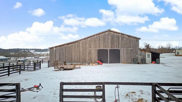 12641 Troy Pike, Versailles, KY 40383