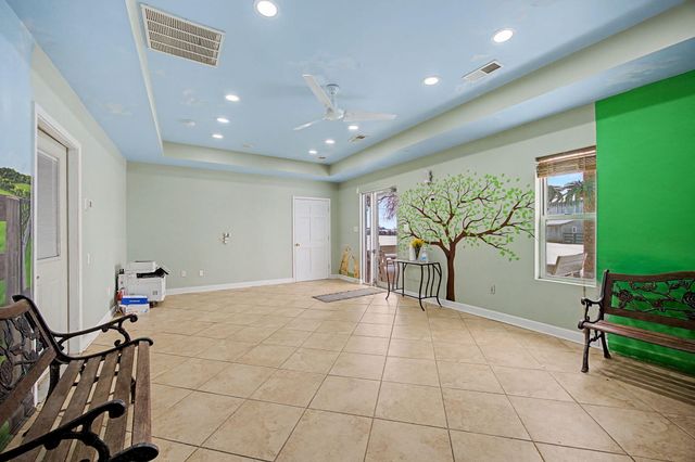 12641 Troy Pike, Versailles, KY 40383