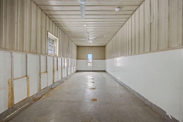 12641 Troy Pike, Versailles, KY 40383