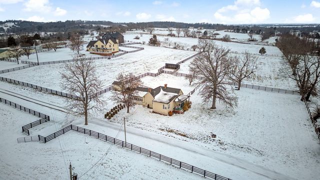 12641 Troy Pike, Versailles, KY 40383