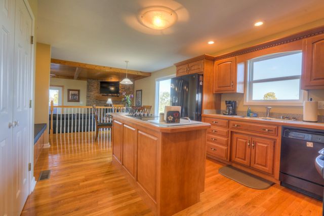 12641 Troy Pike, Versailles, KY 40383