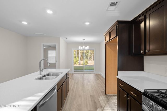553 Royal Road, Hardeeville, SC 29927