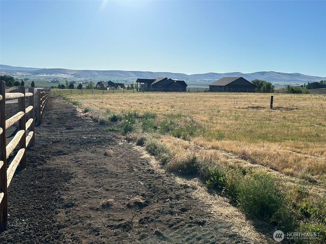 5 Stonegate Drive, Ellensburg, WA 98926