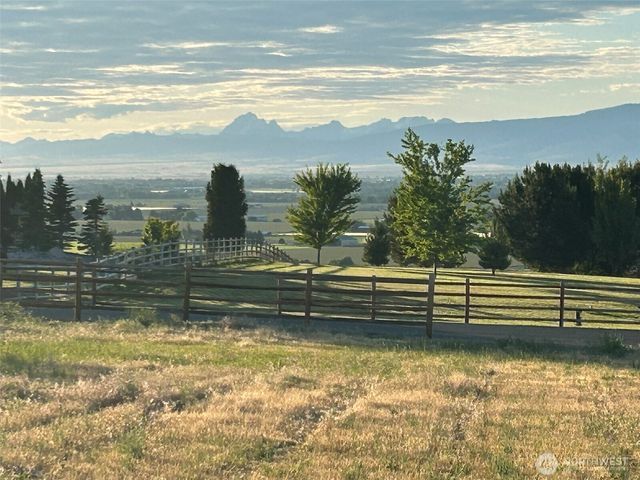 5 Stonegate Drive, Ellensburg, WA 98926