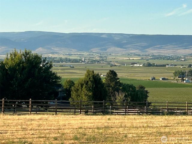 5 Stonegate Drive, Ellensburg, WA 98926