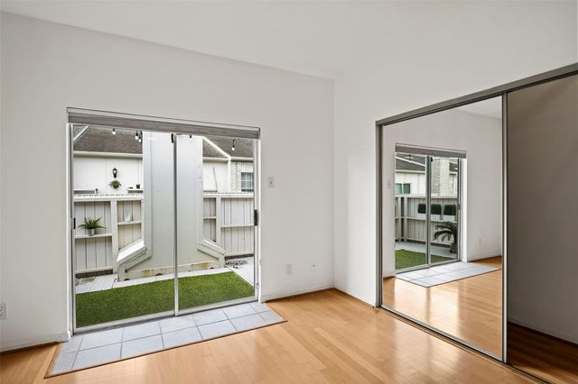 3800 Tanglewilde Street 402, Houston, TX 77063