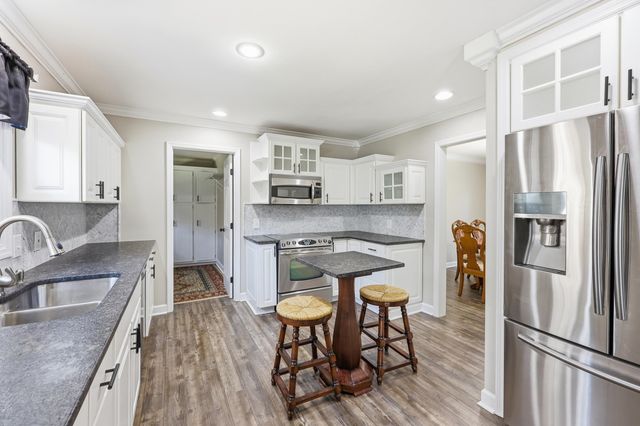 418 Sasanqua Dr., Georgetown, SC 29440