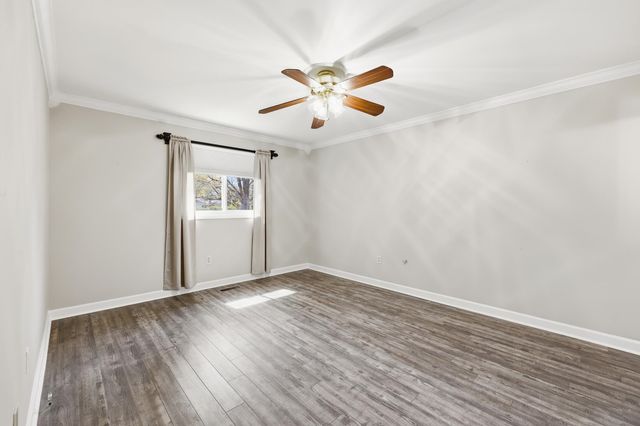 418 Sasanqua Dr., Georgetown, SC 29440