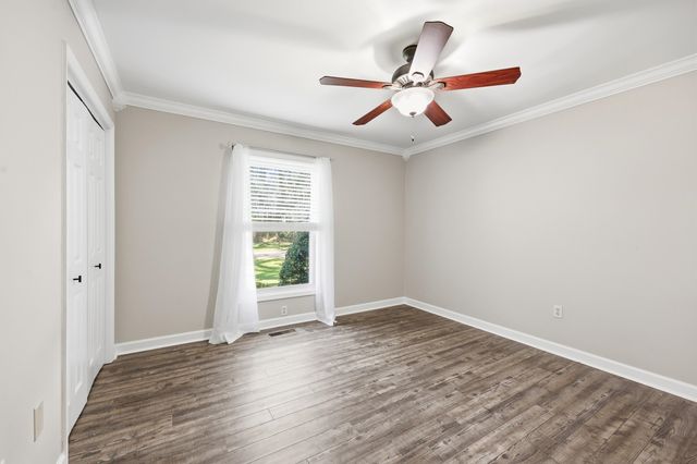 418 Sasanqua Dr., Georgetown, SC 29440