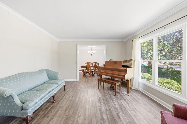 418 Sasanqua Dr., Georgetown, SC 29440