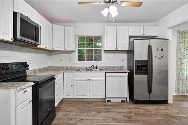 4894 Candlewood Lane, Stone Mountain, GA 30088