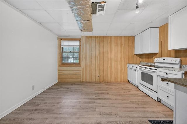4894 Candlewood Lane, Stone Mountain, GA 30088