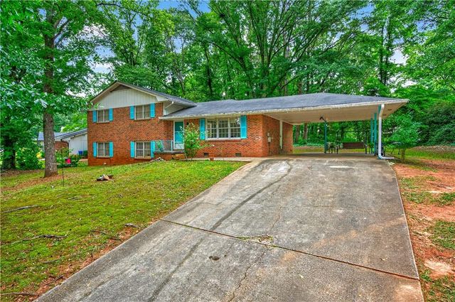 4894 Candlewood Lane, Stone Mountain, GA 30088