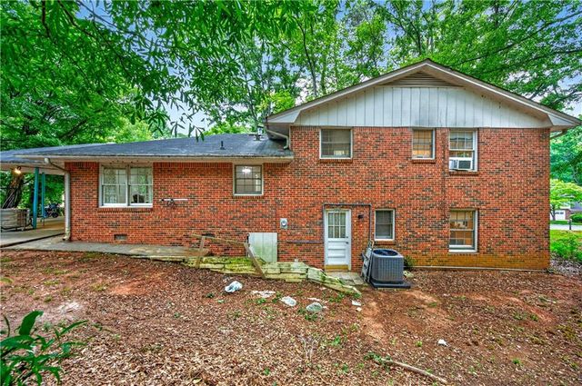 4894 Candlewood Lane, Stone Mountain, GA 30088