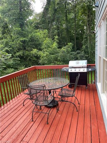 2836 Pickering Road, Greensboro, NC 27407