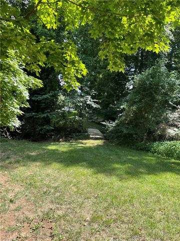 2836 Pickering Road, Greensboro, NC 27407