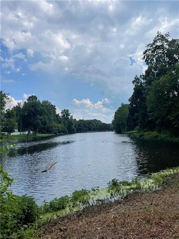 2836 Pickering Road, Greensboro, NC 27407