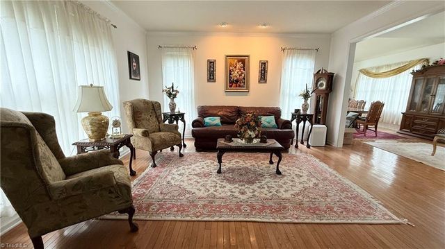 2836 Pickering Road, Greensboro, NC 27407