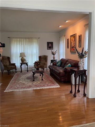 2836 Pickering Road, Greensboro, NC 27407