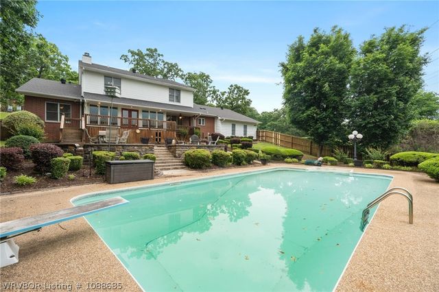 8600 Canopy Oaks Drive, Fort Smith, AR 72903