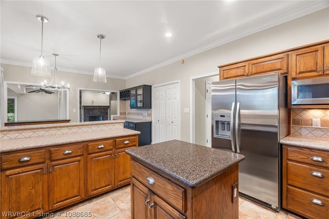 8600 Canopy Oaks Drive, Fort Smith, AR 72903