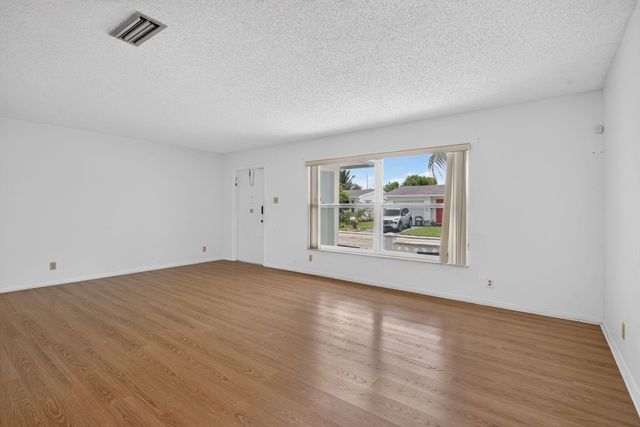 1055 NW 72ND Terrace NW, Margate, FL 33063
