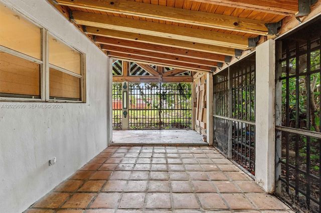 6073 NW 27th St 6073, Margate, FL 33063
