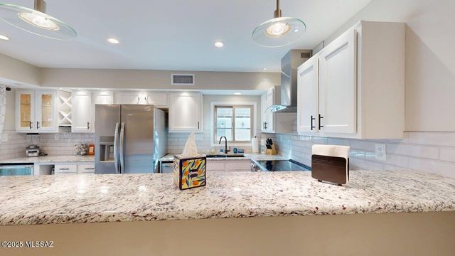 1620 N Wilmot Rd Unit E254, Tucson, AZ 85712