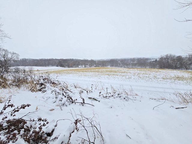 N1674 High Street, Manchester, WI 53946