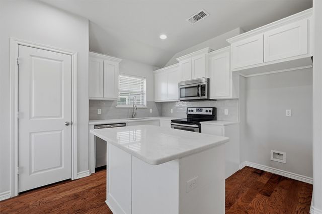 1202 Southridge Lane, Sherman, TX 75092
