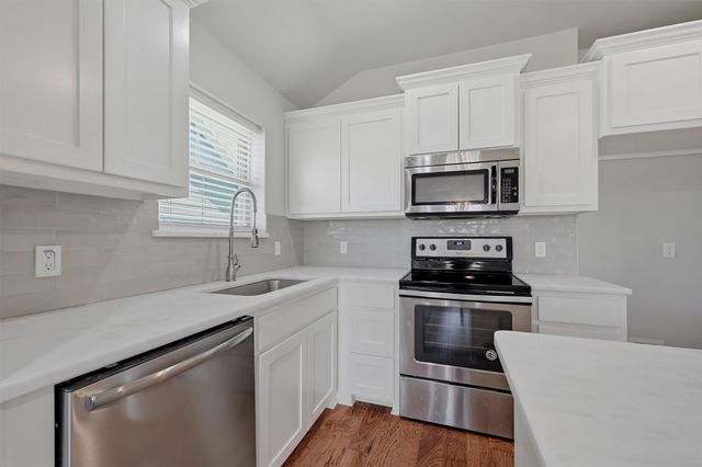 1202 Southridge Lane, Sherman, TX 75092