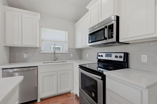 1202 Southridge Lane, Sherman, TX 75092