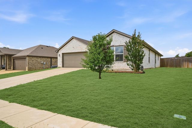 1202 Southridge Lane, Sherman, TX 75092