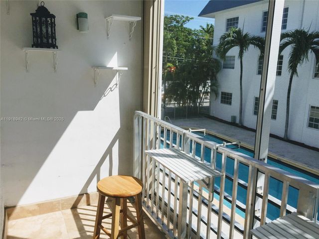 201 Galen Dr 215W, Key Biscayne, FL 33149