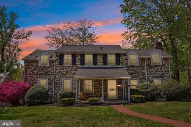 6 OVERBROOK PKWY, Wynnewood, PA 19096