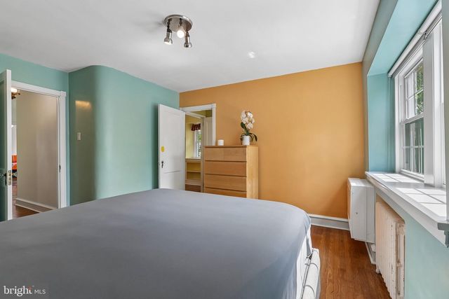 6 OVERBROOK PKWY, Wynnewood, PA 19096