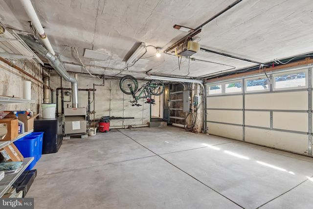 6 OVERBROOK PKWY, Wynnewood, PA 19096