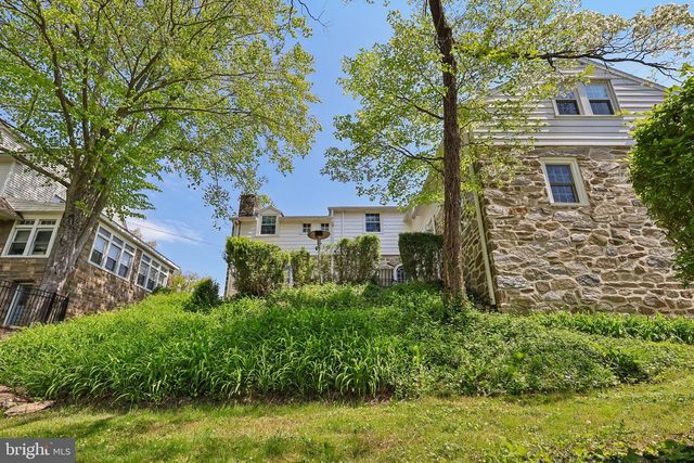 6 OVERBROOK PKWY, Wynnewood, PA 19096