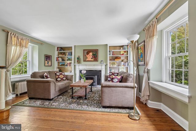 6 OVERBROOK PKWY, Wynnewood, PA 19096